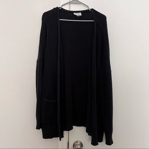 Universal Thread Black cardigan with pockets